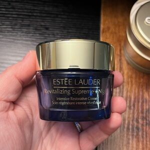Estee Lauder Revitalizing Supreme+ Night Cream